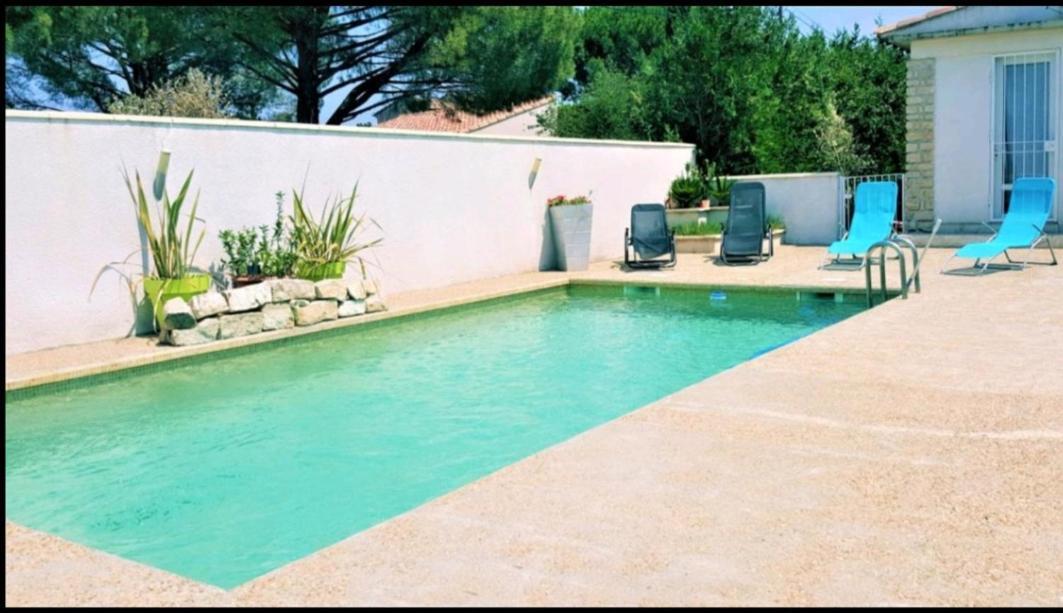 Suite Parentale Avec Petit Sejour Et Piscine Carpentras Dış mekan fotoğraf